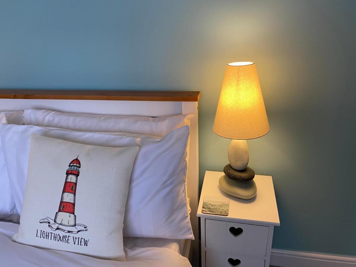 Apartamento Lighthouse View, One Min From Harbour & Beach Scarborough Exterior foto