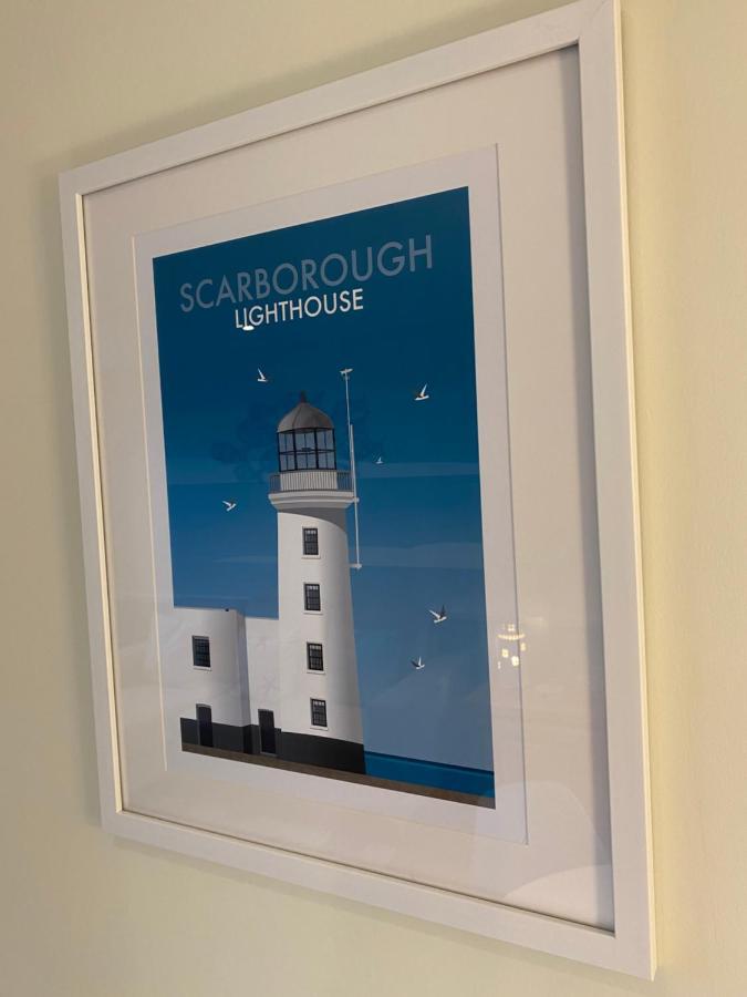 Apartamento Lighthouse View, One Min From Harbour & Beach Scarborough Exterior foto