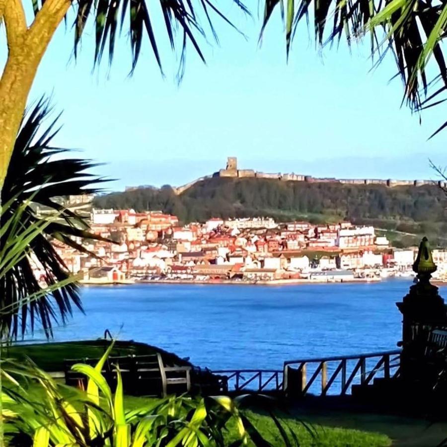 Apartamento Lighthouse View, One Min From Harbour & Beach Scarborough Exterior foto